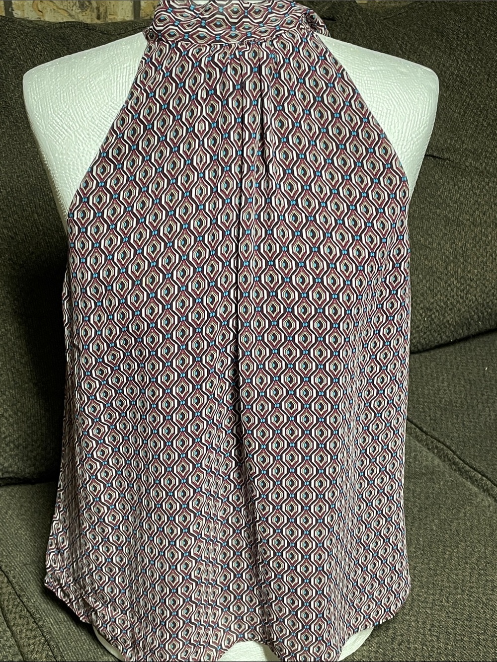 Daytrip Sleeveless Geo Print Top w/back tie